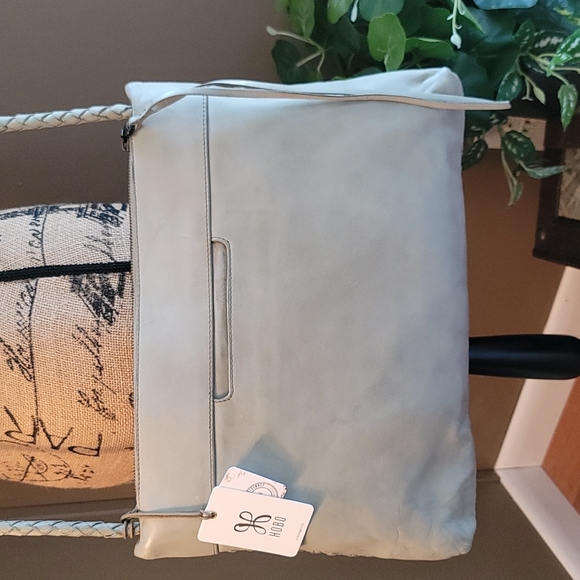 HOBO Daydream Leather Crossbody Bag - Picture 10 of 13